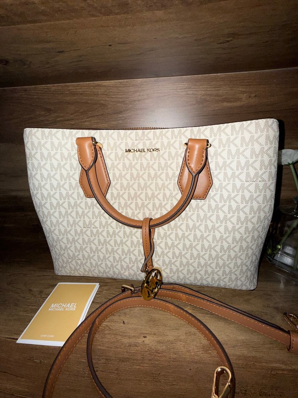 Michael Kors Camille Signature Logo Top Zip Satchel Tote Bag Vanilla Luggage
